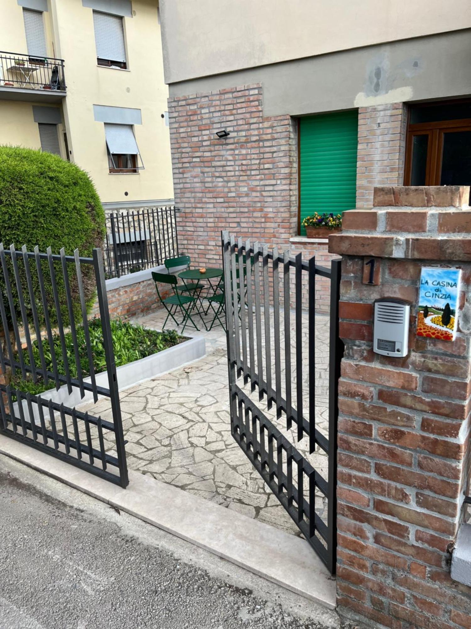 La Casina Di Cinzia Apartment San Gimignano Exterior photo